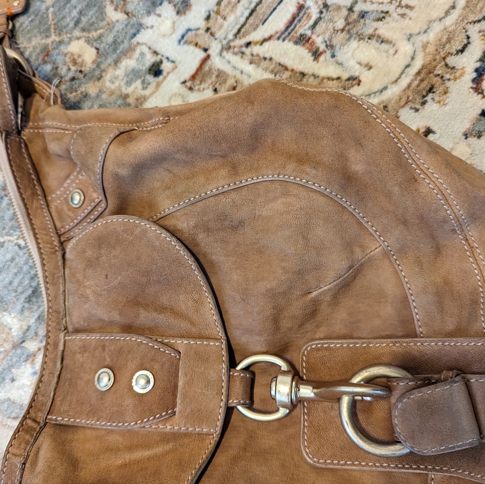 Hugo Boss bag - Picture 6 of 14